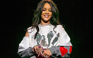 Rihanna trình làng ca khúc đầy cảm xúc về nước Mỹ